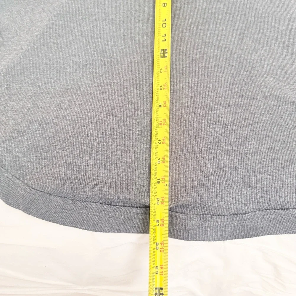 NWOT FREE PEOPLE WE THE FREE GRAY RACERBACK TANK TOP—PRISTINE, NEVER WORN! - Picture 10 of 11